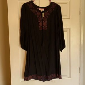 Brand: Skies Are Blue. Size: medium. Black dress with burgundy/purple embroidery